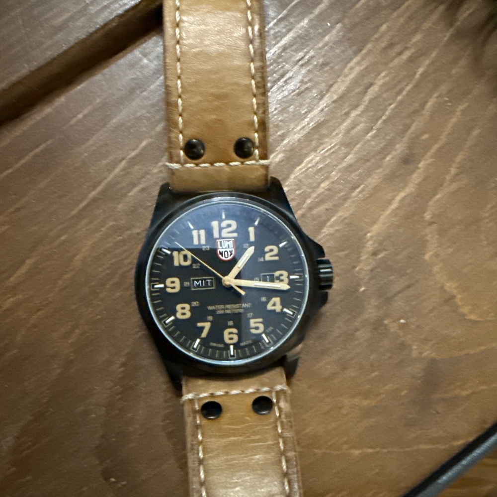 LUMINOX ATACAMA FIELD DAY DATE 1920 SERIES  Reference#: XL.1925, 45 mm diameter,